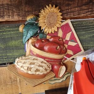 1997 Fall Apple Pie Wall Decor 6x8"